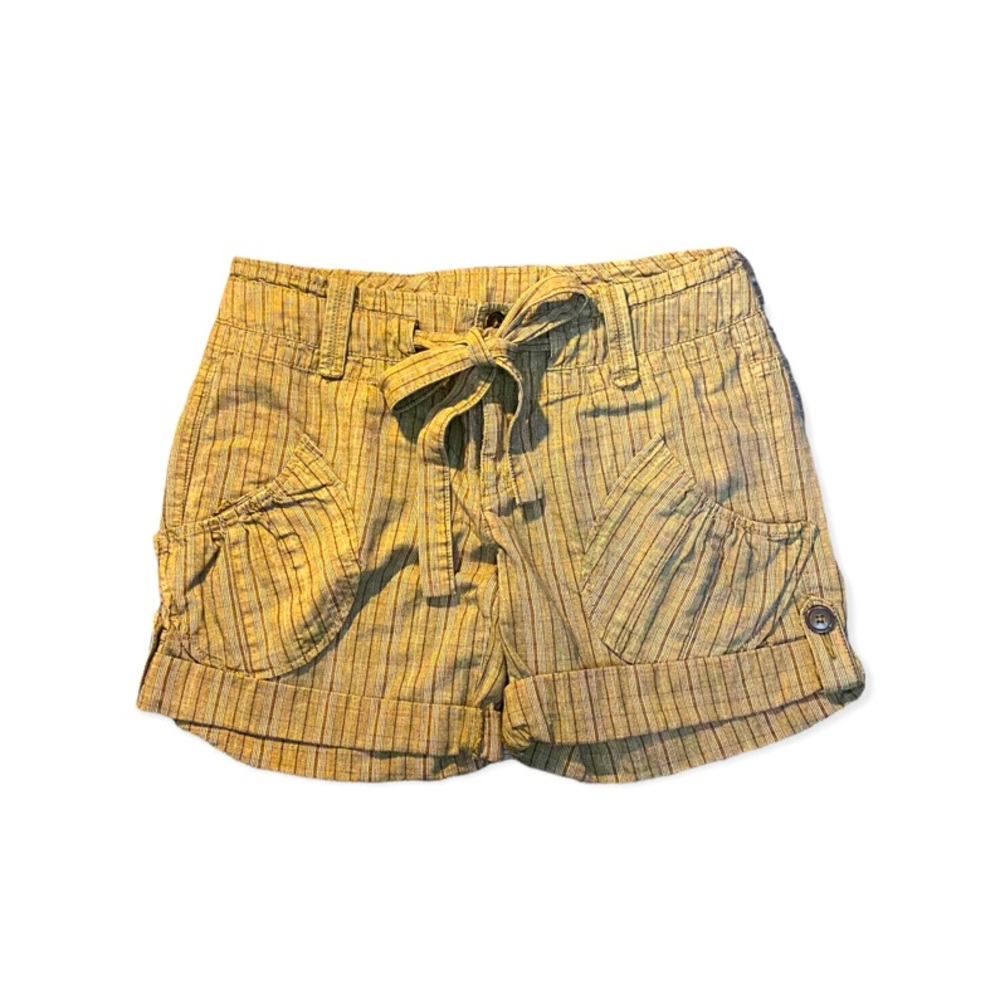 DKNY - plaid shorts